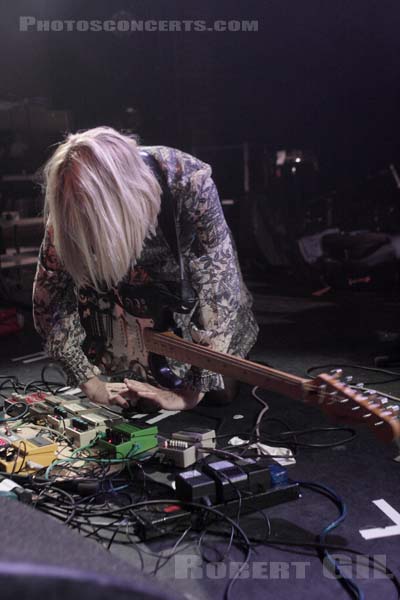 THE JOY FORMIDABLE - 2009-01-15 - PARIS - La Maroquinerie - Rhiannon Bryan